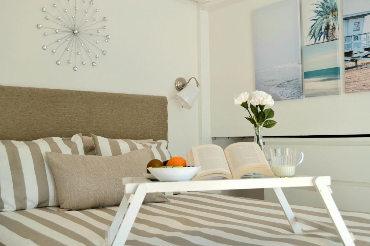 Atico En El Corazon De Santa Cruz/ Cozy Penthouse Apartment ภายนอก รูปภาพ